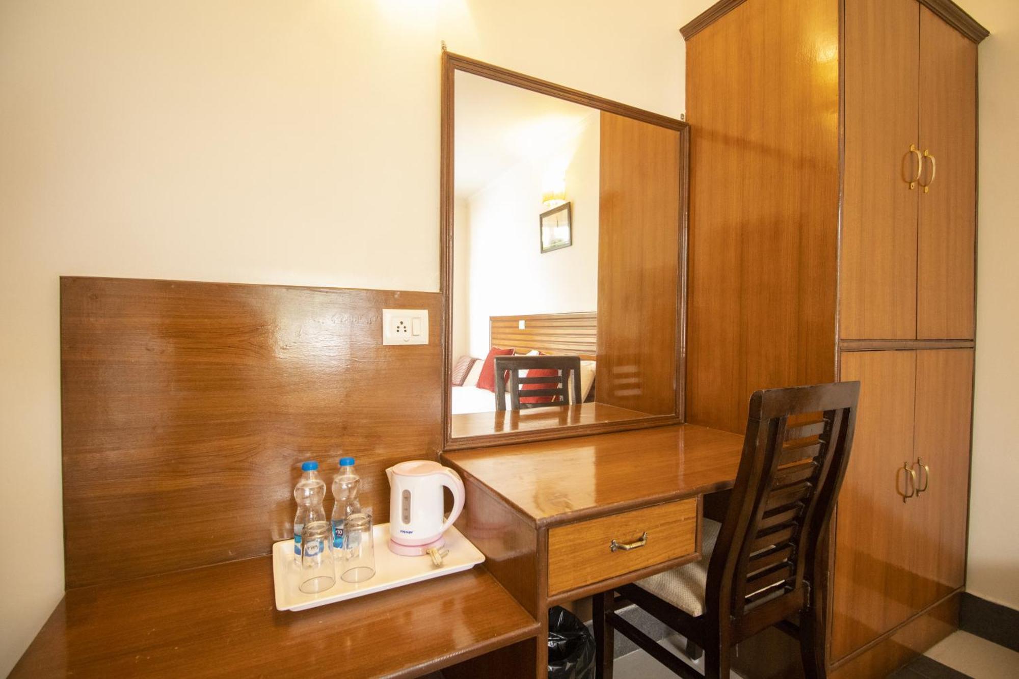Wow Stayz2 Hotel The Lodge Dharamshala Exterior foto