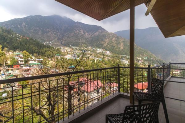 Wow Stayz2 Hotel The Lodge Dharamshala Exterior foto