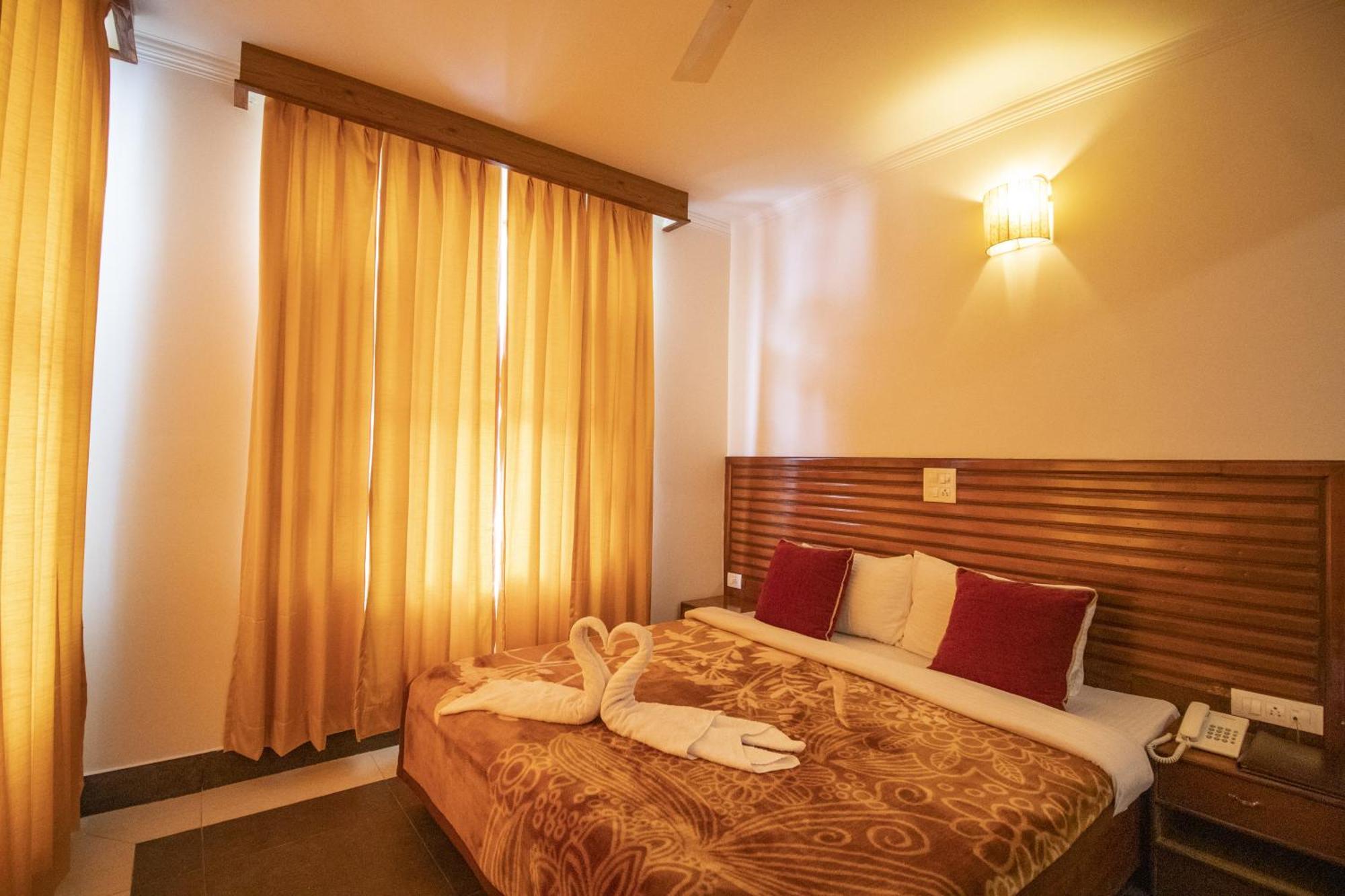 Wow Stayz2 Hotel The Lodge Dharamshala Exterior foto